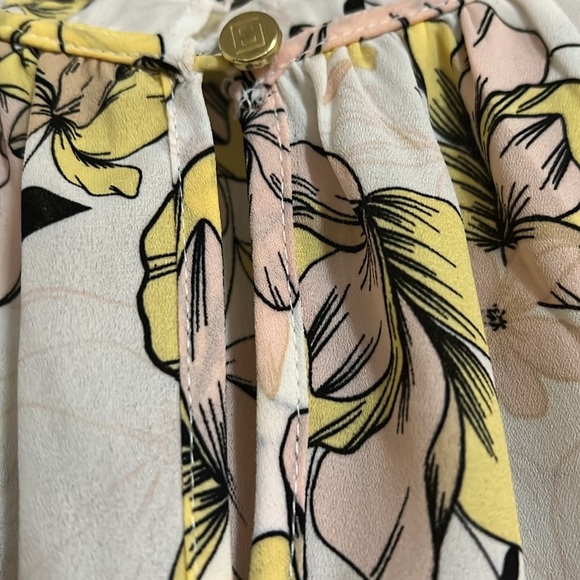 LIZ CLAIBORNE Black/Pink/Tan/Yellow Floral Tier Ruffle Sleeve Top, Sz Large,GUC - Picture 4 of 8